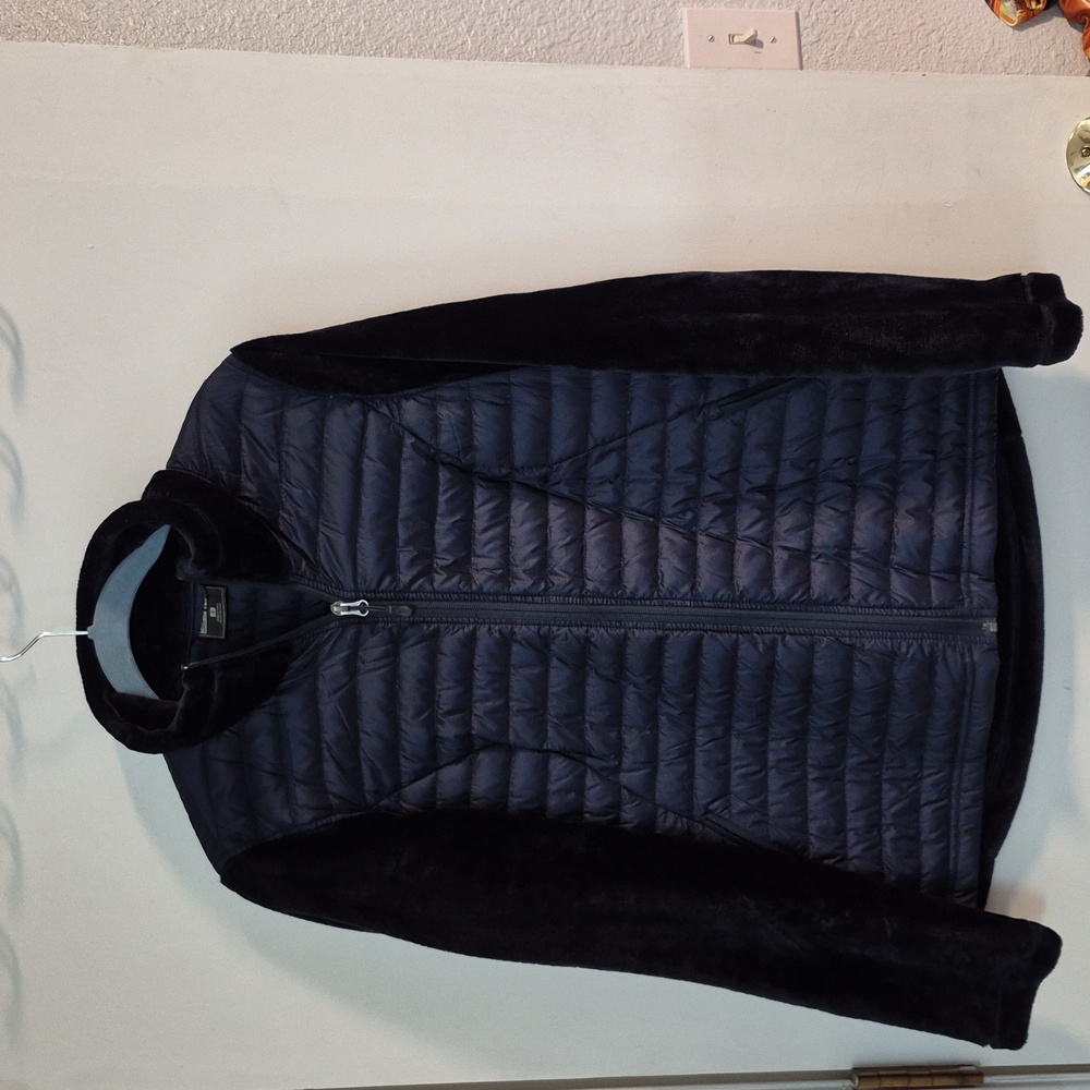32 degree jacket with plush sleeves & back!